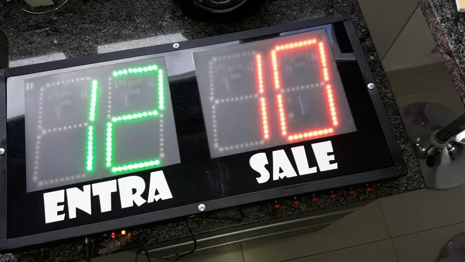  La Agrupación Los de Siempre compró el tablero electrónico para la Villa Deportiva